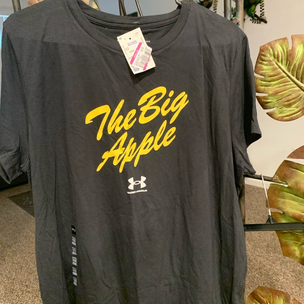 Tee shirt